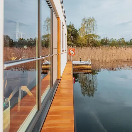 Hausboot Am Graebendorfer * Laasow