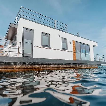 Hausboot Am Graebendorfer *