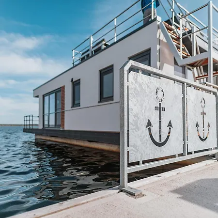 Hausboot Am Graebendorfer * Laasow