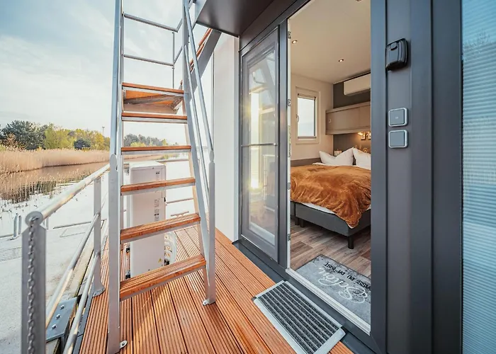 Hausboot Am Graebendorfer * Laasow