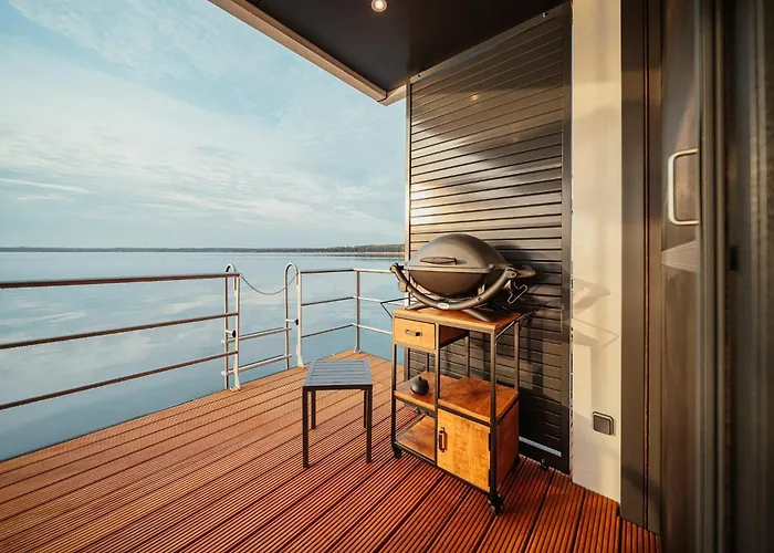 Hausboot Am Graebendorfer Båthotell